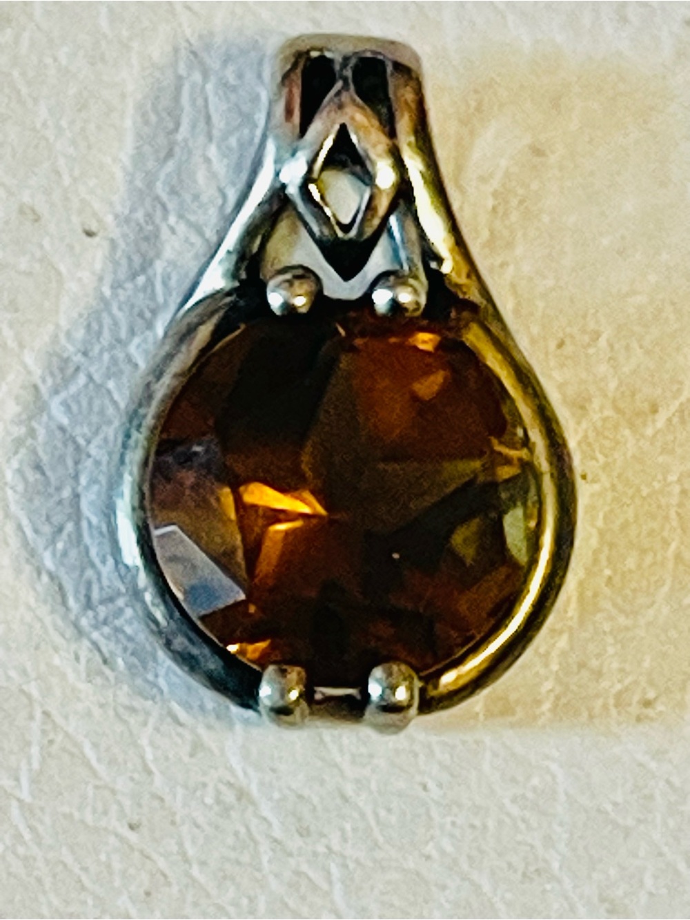 VTG STERLING SILVER WHISKEY TOPAZ PENDANT